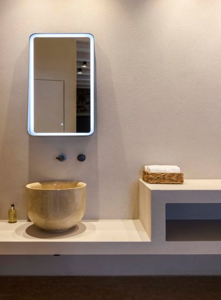 Mykonos luxury bathroom