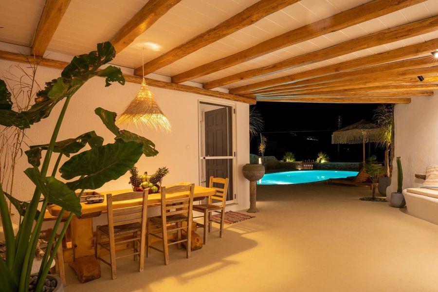 outdoor area