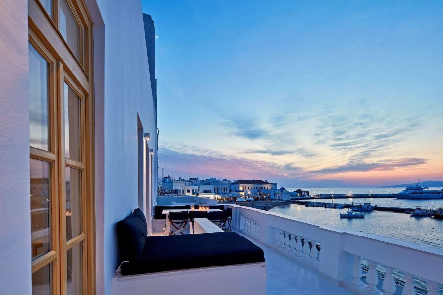 private jacuzzi mykonos